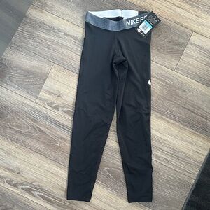 Nike Kids Black Leggings Girls size Medium